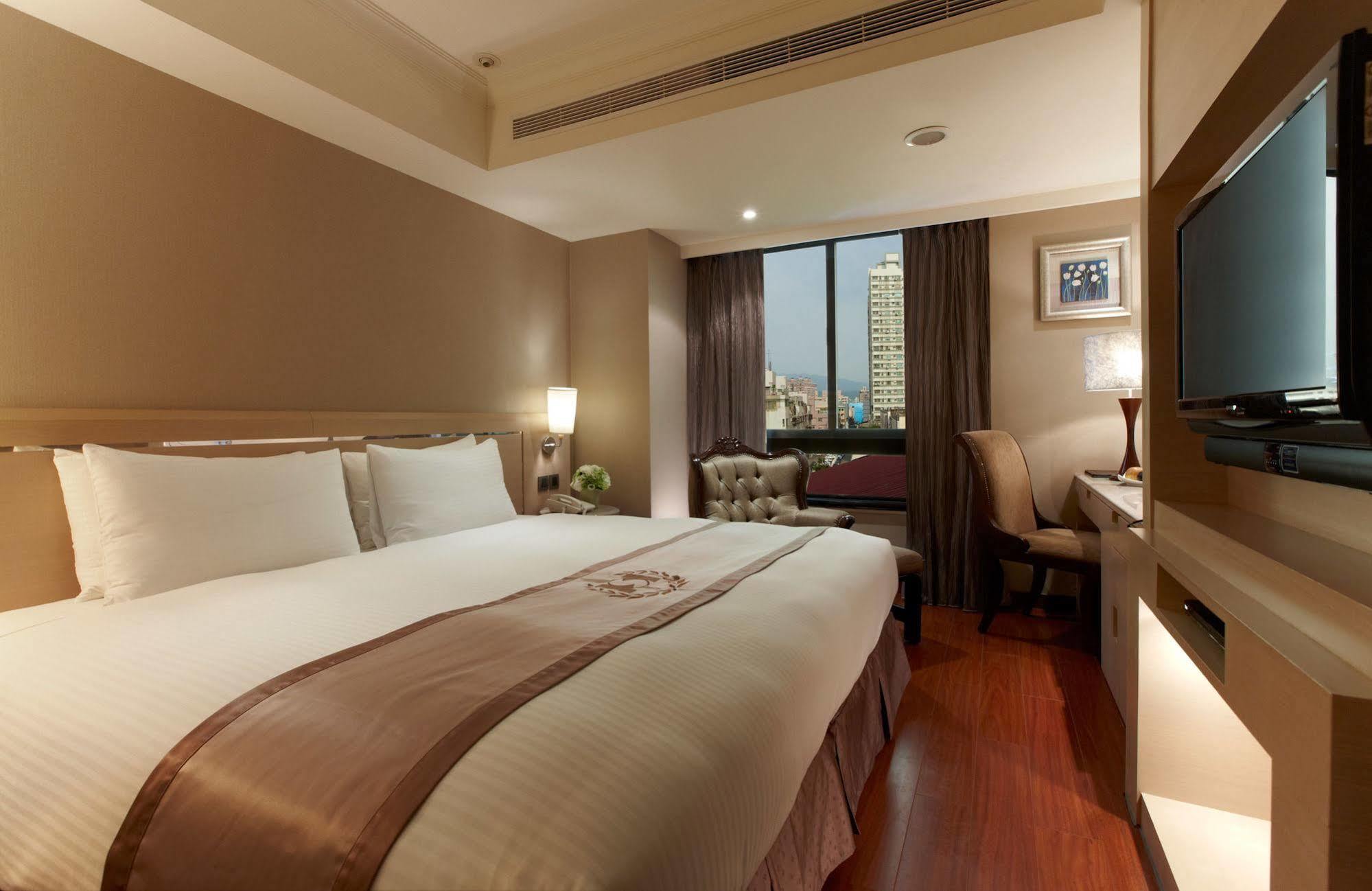 Taichung Charming City Hotel Zewnętrze zdjęcie