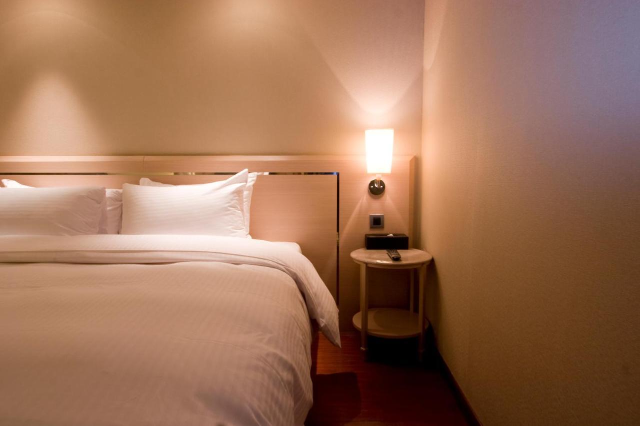 Taichung Charming City Hotel Zewnętrze zdjęcie