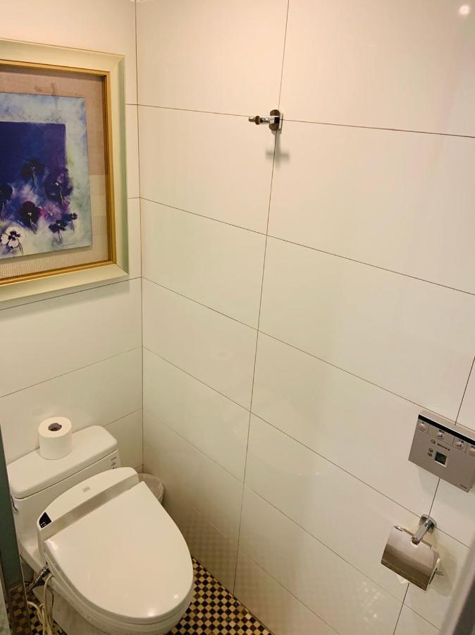 Taichung Charming City Hotel Zewnętrze zdjęcie